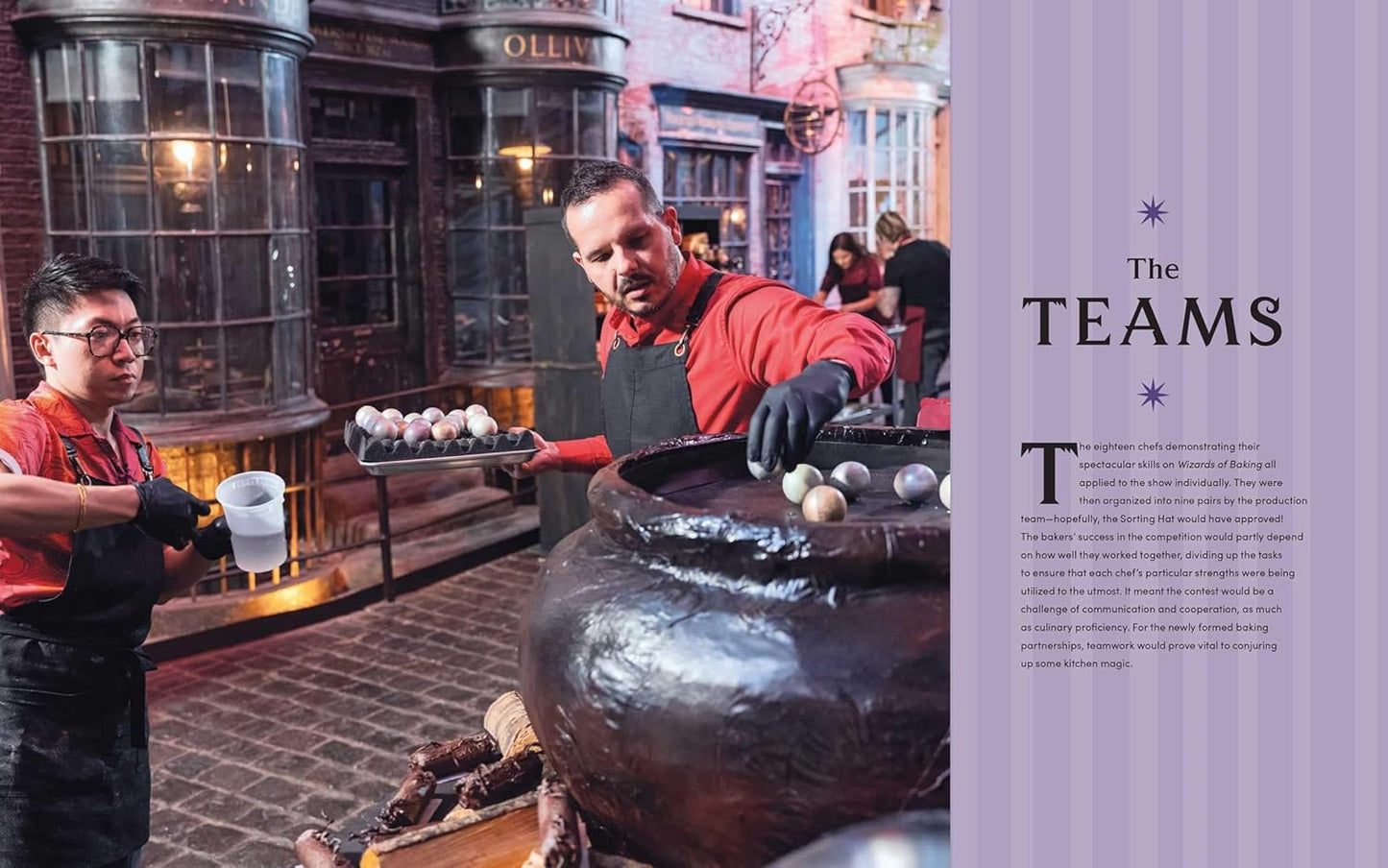 Harry Potter: Wizards of Baking: The Official Companion Guide: Includes Delicious, Harry Potter–Inspired Recipes to Make at Home