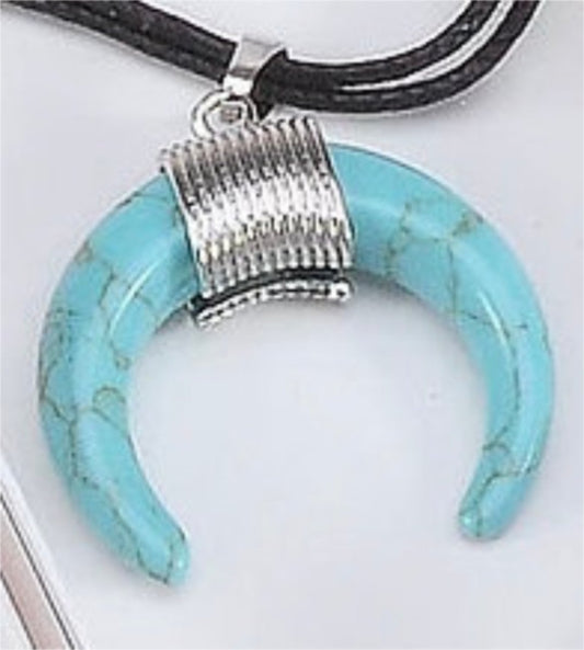 Amulet Pendant - Teal Magnesite