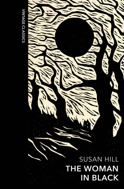 The Woman in Black and Other Ghost Stories: A special gift edition